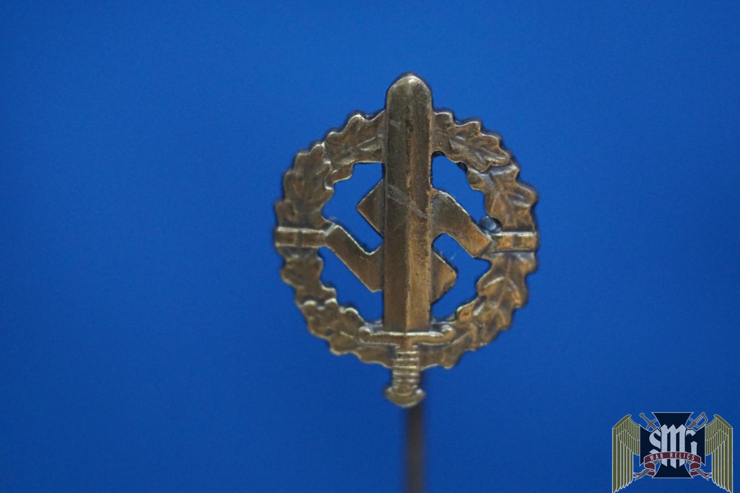 SA Sports Badge Stick pin Marked 6