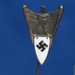 Treuewerk pin