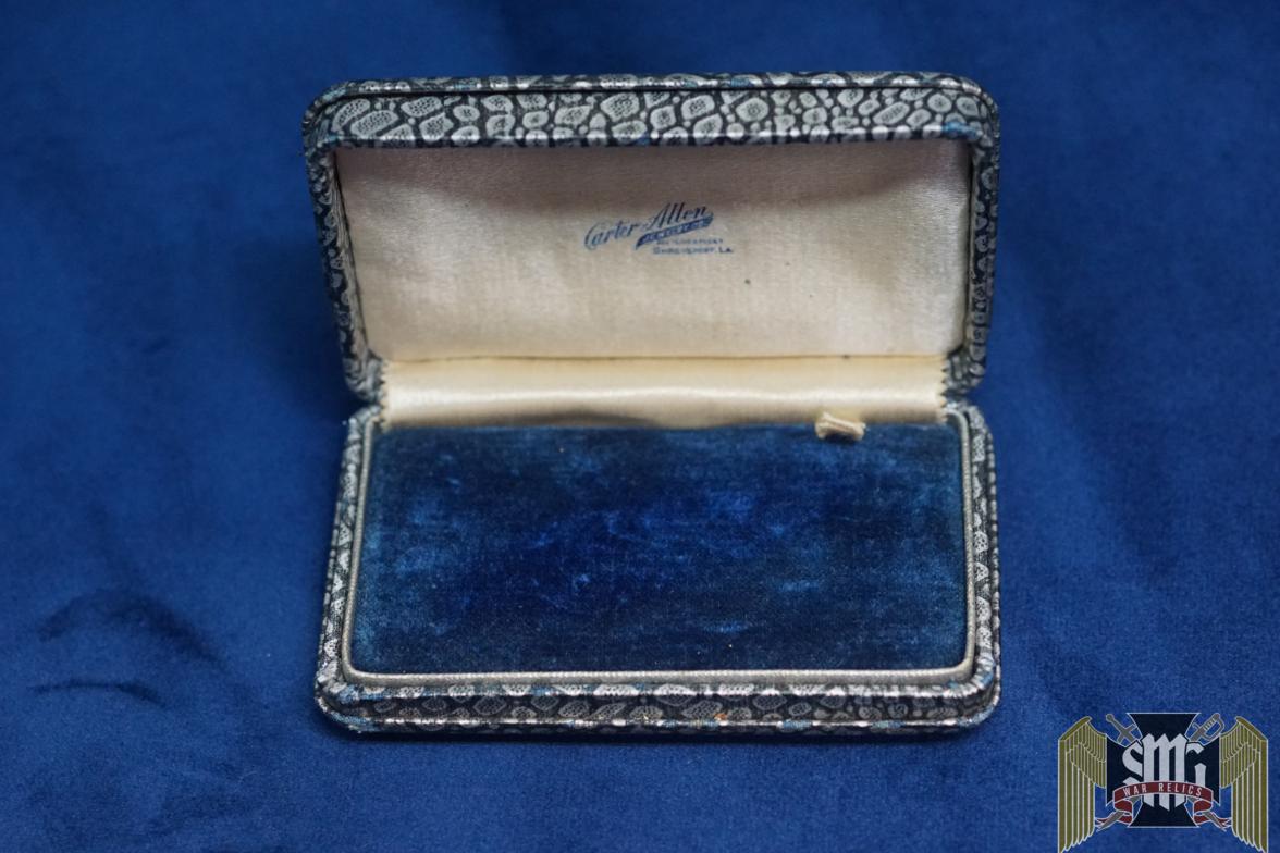 US Private Brooch Jeweler Case