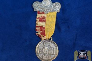 Scranton PA Encampment Spanish War Veteran 1922 Badge