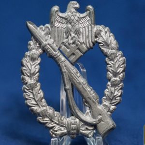 Infantry Assault Badge by Frank & Reif Broken catch