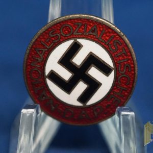 NSDAP Party Badge by M1/100 Werner Redo