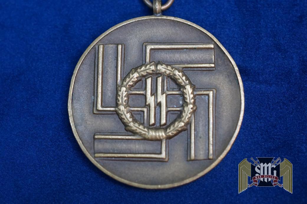 8 Year SS Service medal Type 1