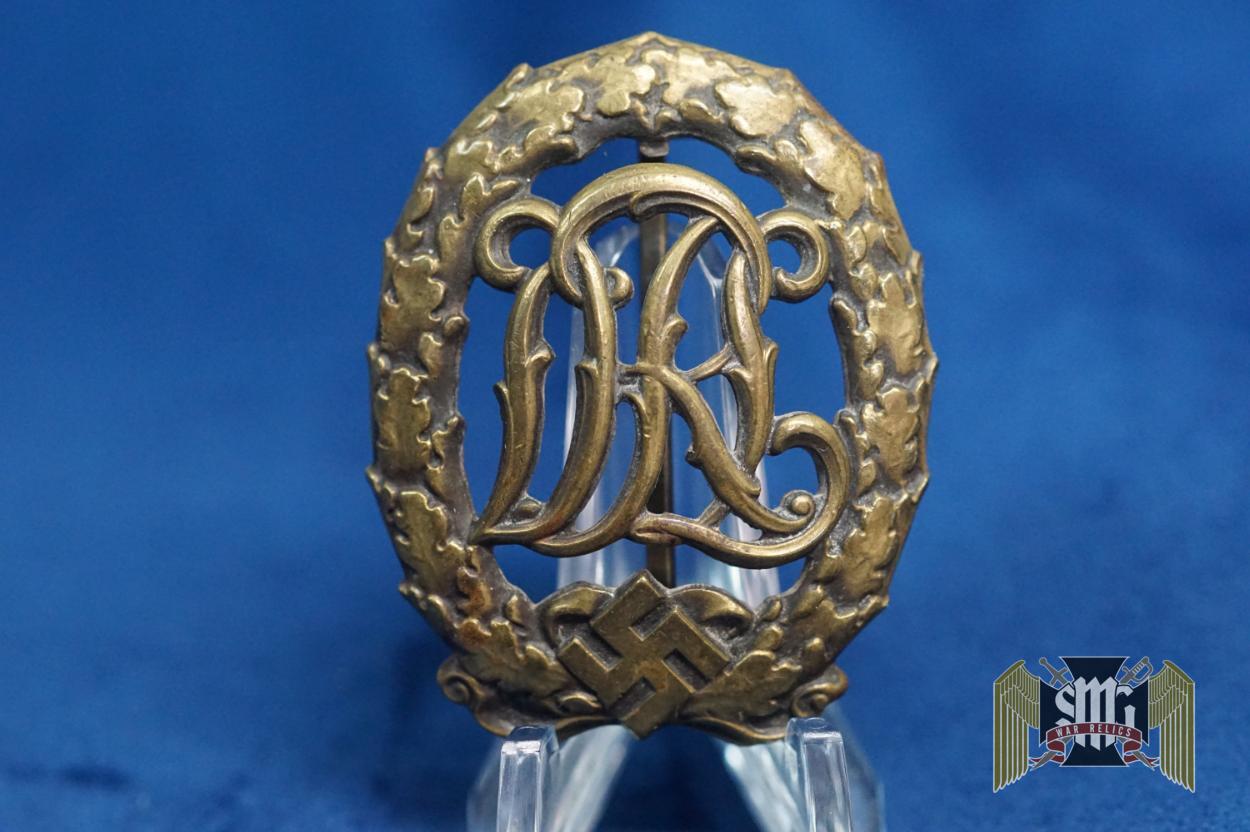 DRL Sports Badge by Werstein Jenna