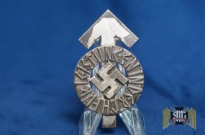 Hitler youth silver proficiency badge in Cupal numbered