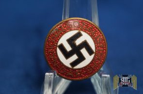 NSDAP Party badge by M1/44 – C Dinsel