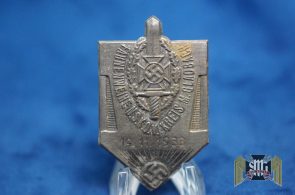 A 1933 Nskov Münsterland War Victim Remembrance Day Badge