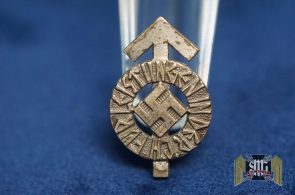 Hitler youth proficiency badge Miniature by M1/34 Karl Wurster