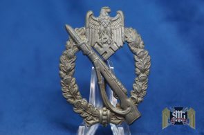 Infantry Assault badge By Frank & Reif, Hollow back