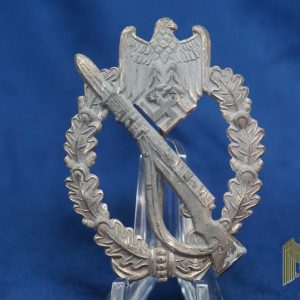 Infantry Assault badge in Silver