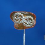 Amber DAF/ Handwerk Stick pin