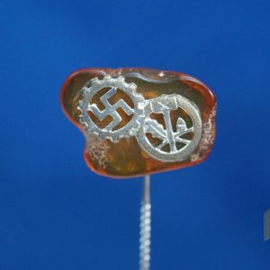 Amber DAF/ Handwerk Stick pin