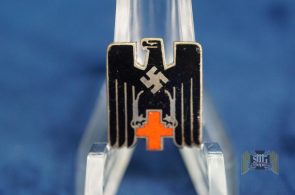 DRK Member pin